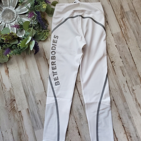 Better Bodies - Picture 1 of 4